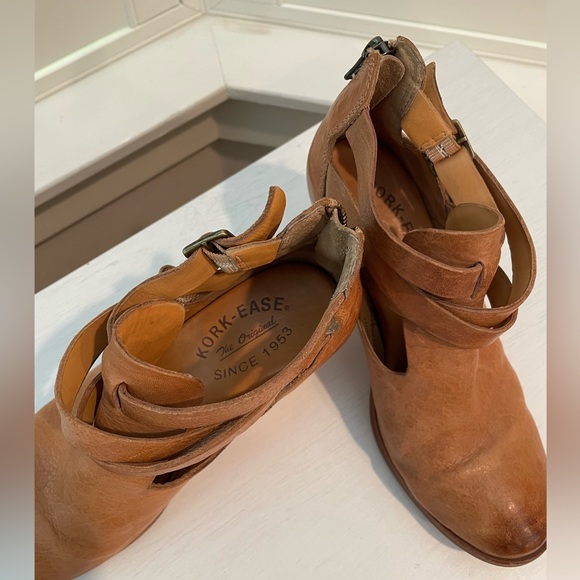 Kork-Ease Women's Stina clogs booties Size 6.5 Tan Brown Leather strappy shoe - Picture 6 of 10